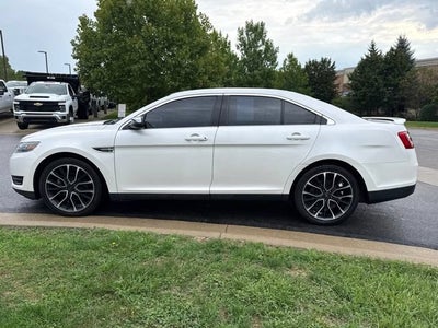 2019 Ford Taurus Limited