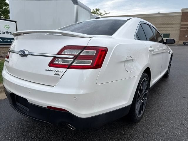 2019 Ford Taurus Limited