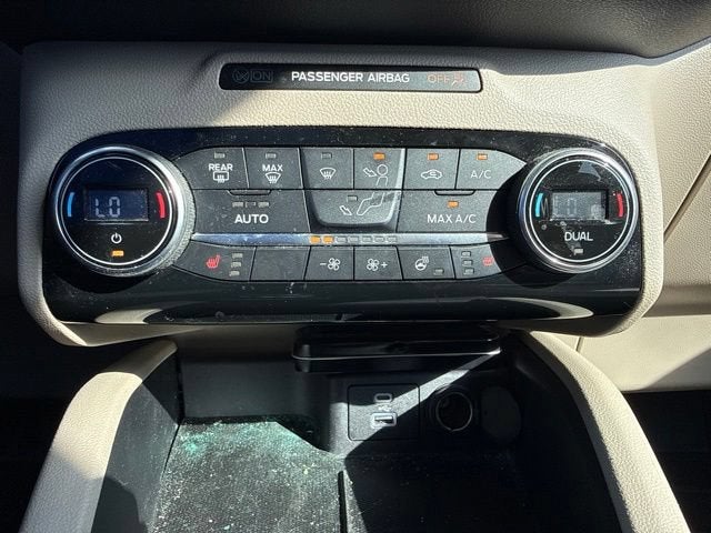 2021 Ford Escape Titanium Hybrid