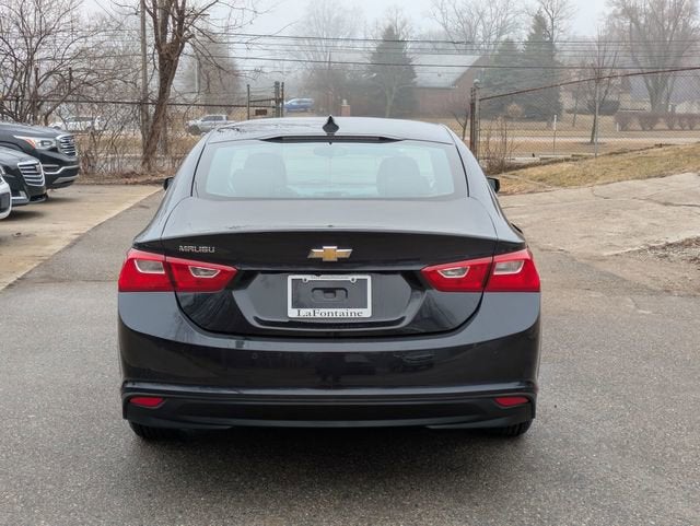 2022 Chevrolet Malibu LS