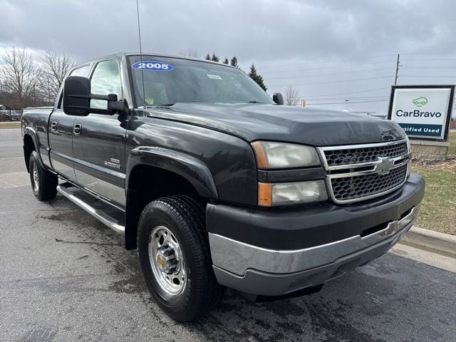 2005 Chevrolet Silverado 2500 HD LS