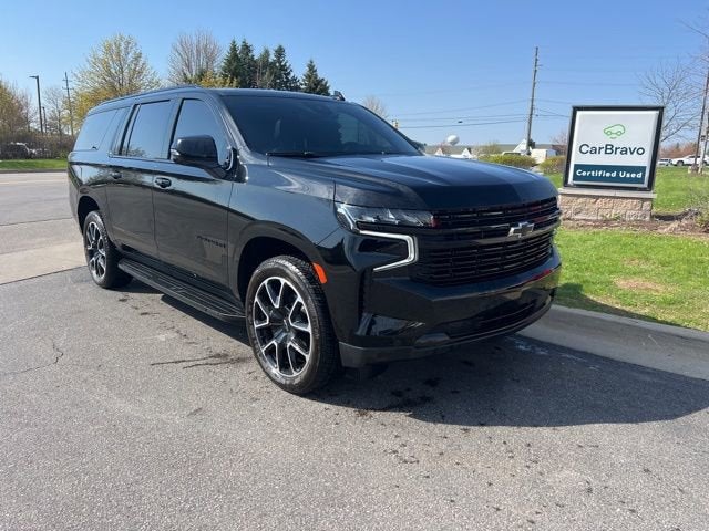 2023 Chevrolet Suburban RST