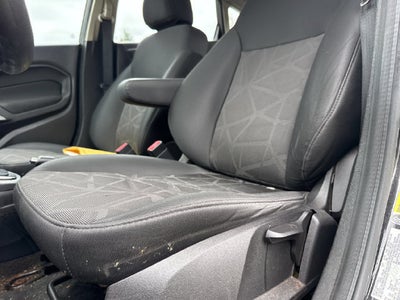 2013 Ford Fiesta SE