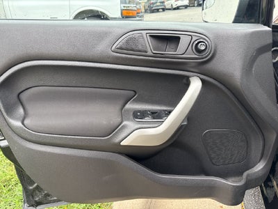 2013 Ford Fiesta SE