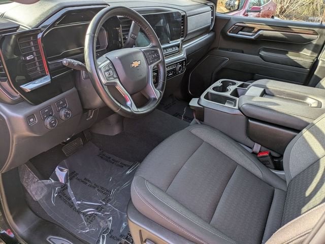 2025 Chevrolet Silverado 1500 LT (2FL)