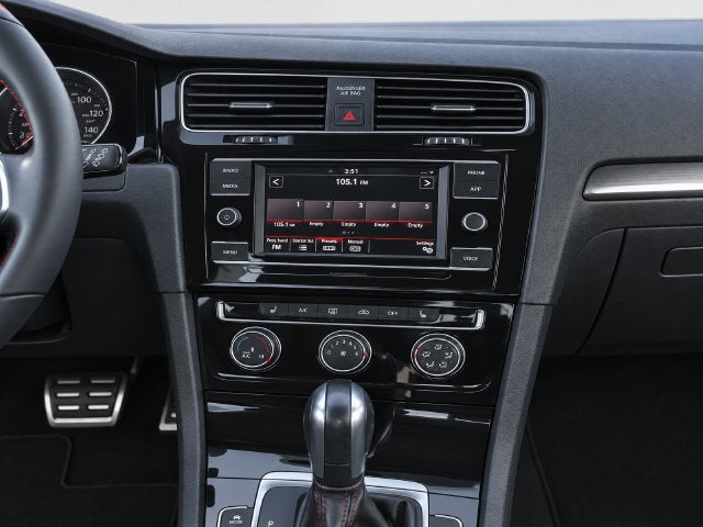 2021 Volkswagen Golf GTI S