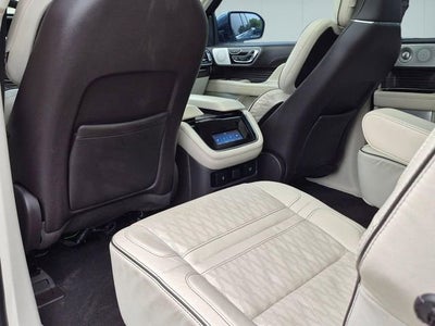 2022 Lincoln Navigator Black Label L