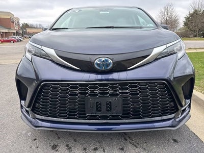 2022 Toyota Sienna XSE