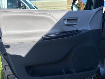 2017 Toyota Sienna LE