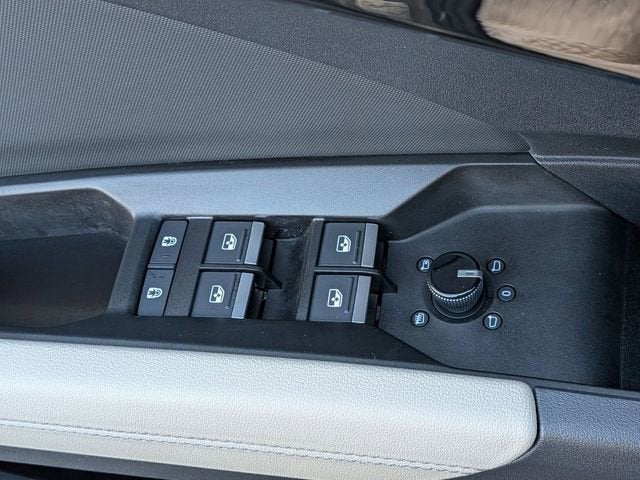 2024 Audi Q4 e-tron Premium Plus 55 quattro