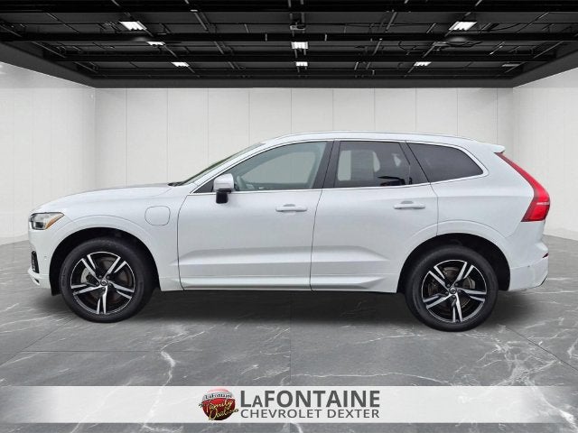 2018 Volvo XC60 Hybrid T8 R-Design