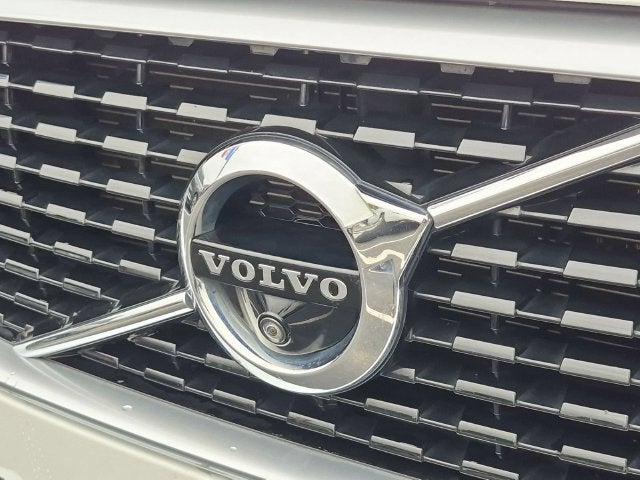 2018 Volvo XC60 Hybrid T8 R-Design