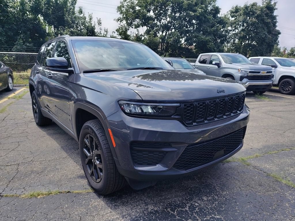 2025 Jeep Grand Cherokee Altitude X 4x4