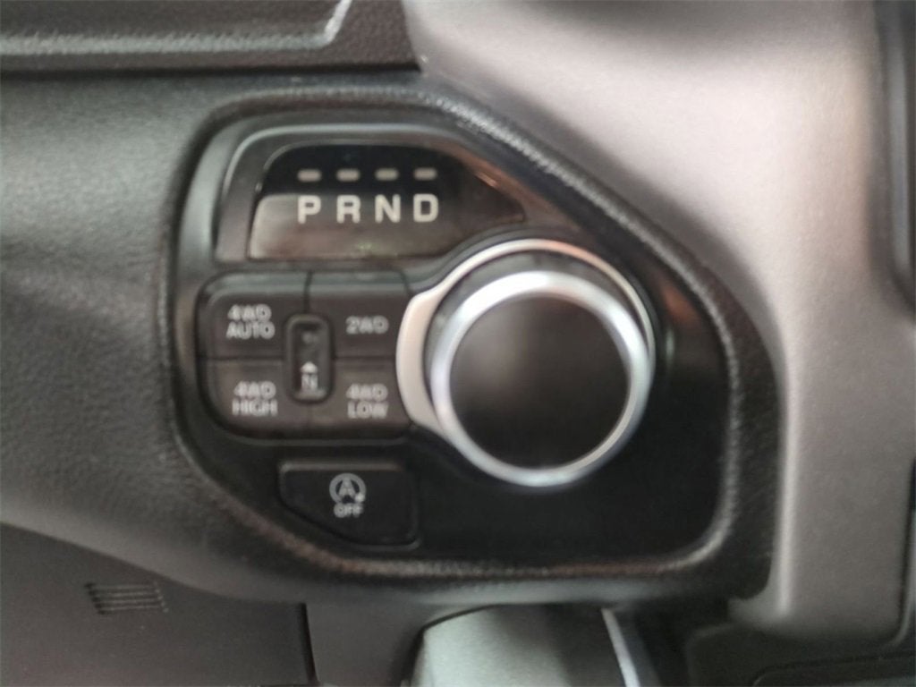 2019 RAM 1500 Big Horn/Lone Star Crew Cab 4x4 5'7" Box