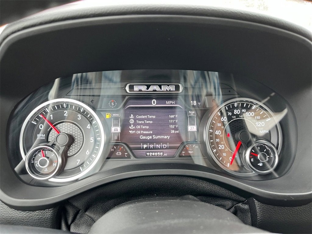 2021 RAM 1500 Big Horn Crew Cab 4x4 5'7" Box