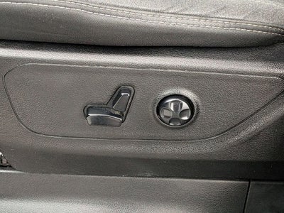 2020 RAM 1500 Big Horn Crew Cab 4x4 5'7" Box