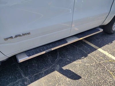 2023 RAM 1500 Laramie Crew Cab 4x4 5'7" Box