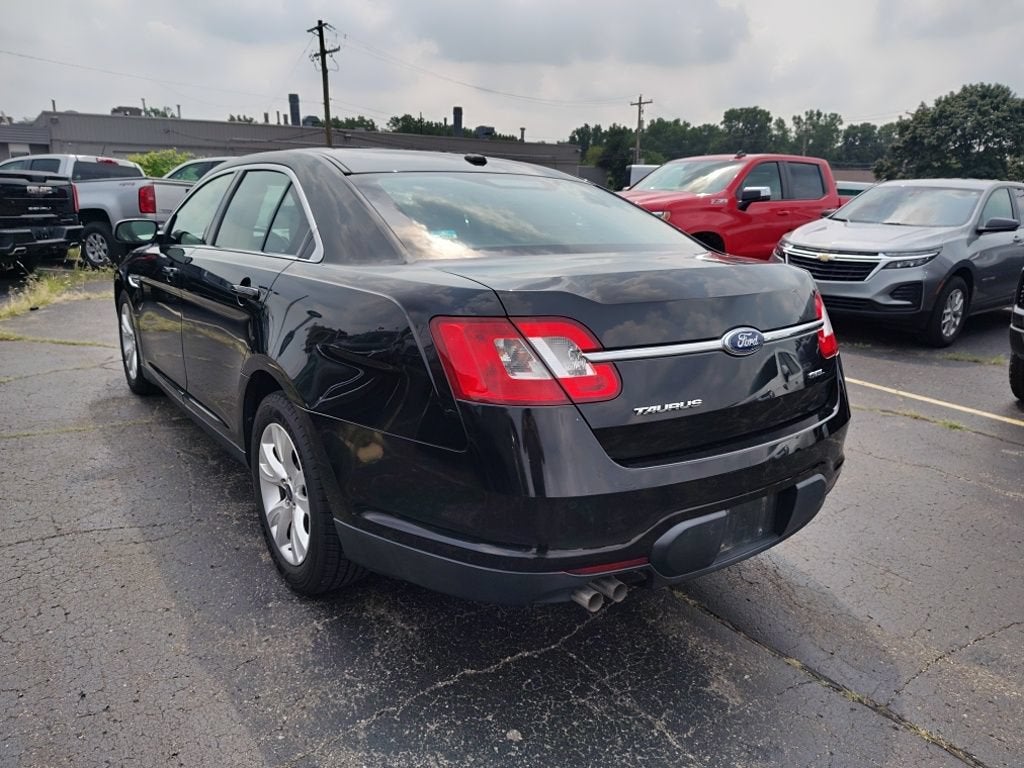 2010 Ford Taurus SEL