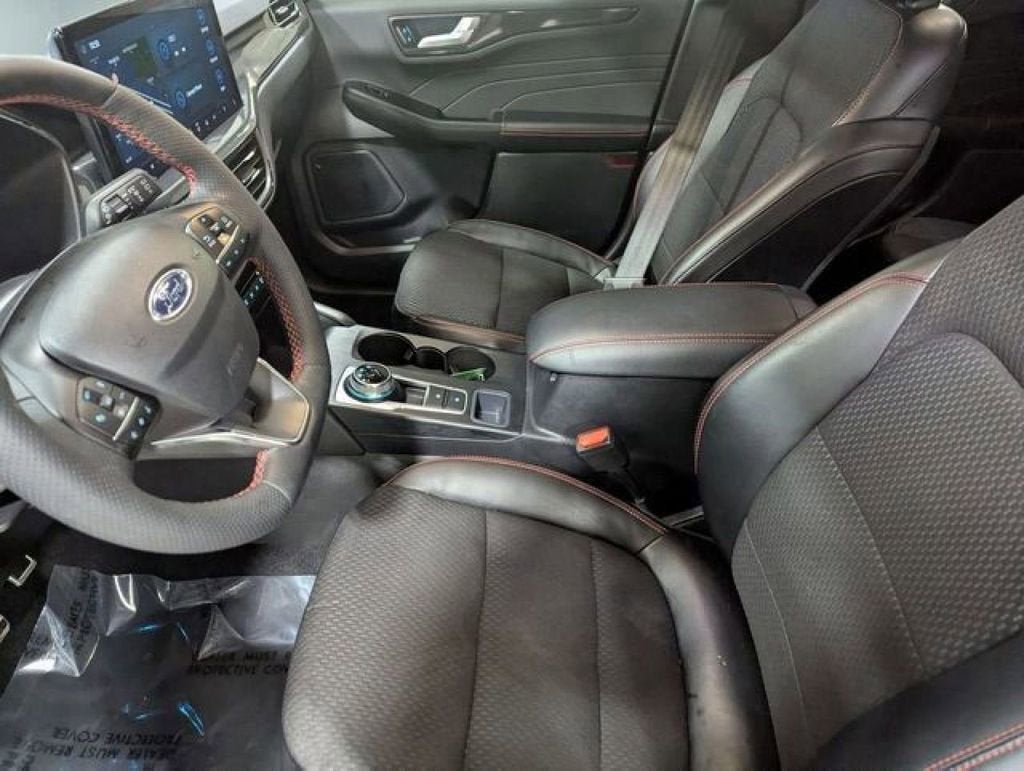 2023 Ford Escape ST-Line Elite