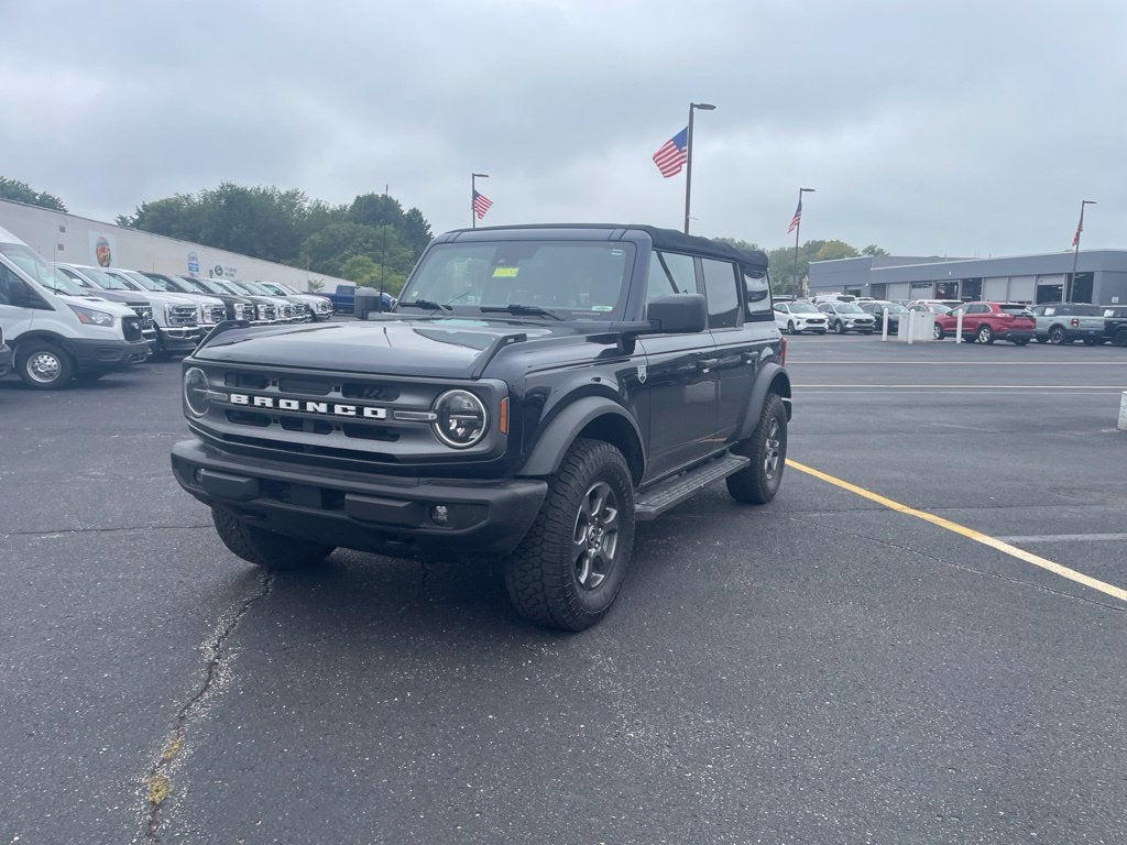 2021 Ford Bronco Base