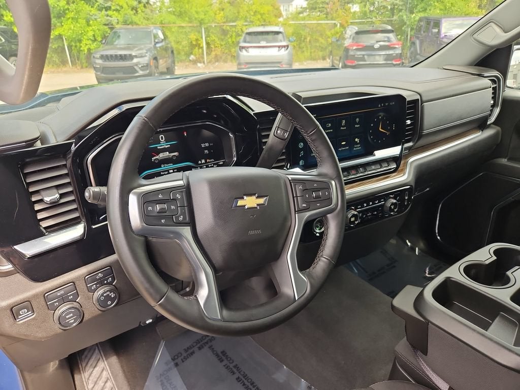 2024 Chevrolet Silverado 1500 LT (2FL)