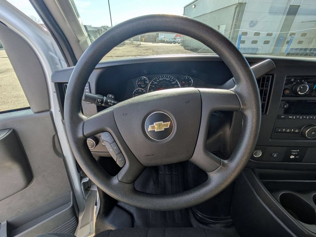 2024 Chevrolet Express Cargo 2500 WT