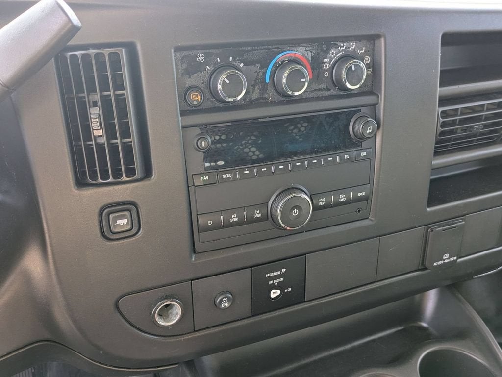2024 Chevrolet Express Cargo 2500 WT