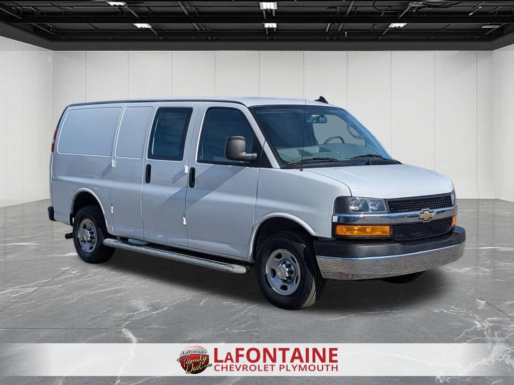 2024 Chevrolet Express Cargo 2500 WT