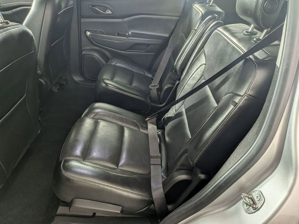 2019 GMC Acadia SLT