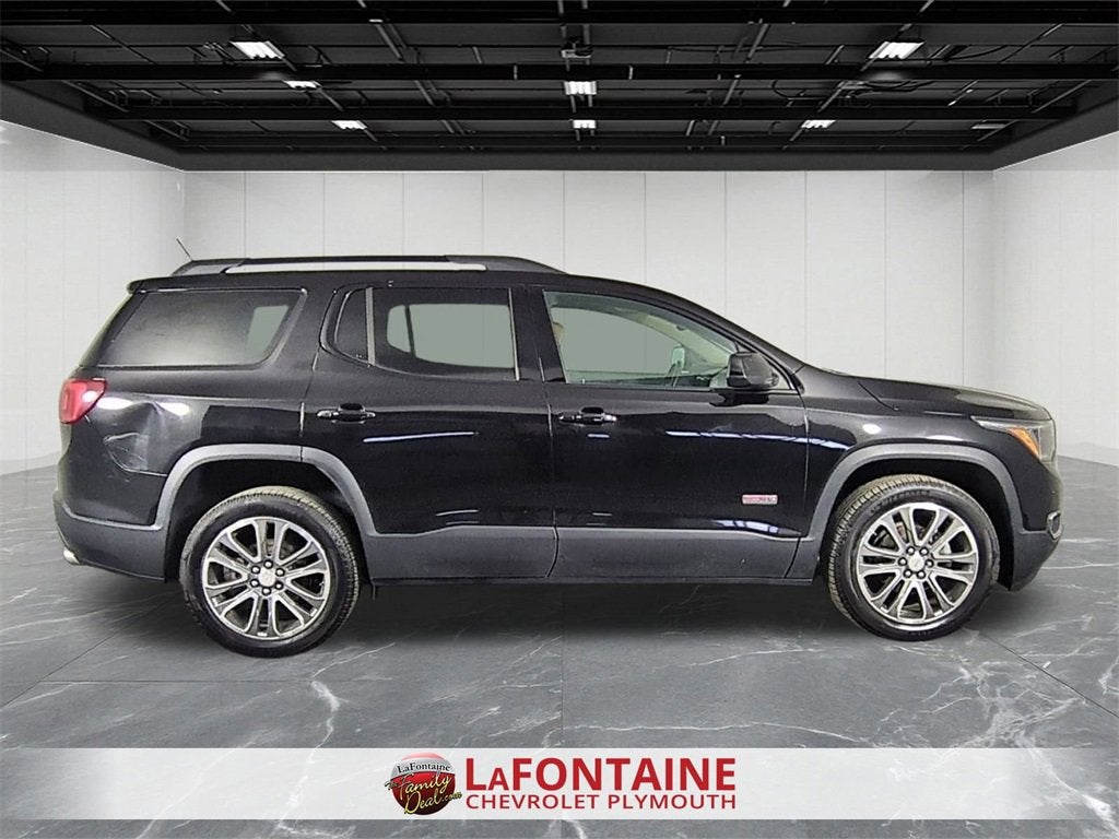 2018 GMC Acadia SLT