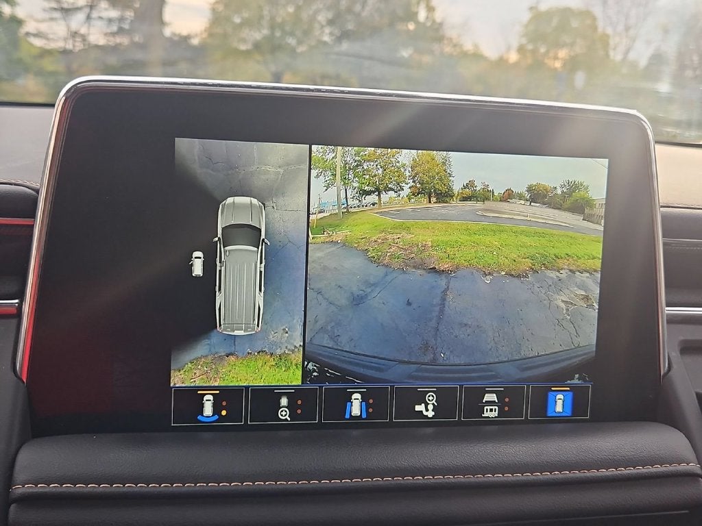 2024 GMC Yukon AT4