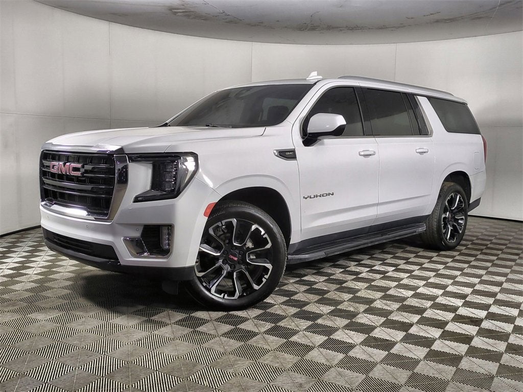 2022 GMC Yukon XL SLE