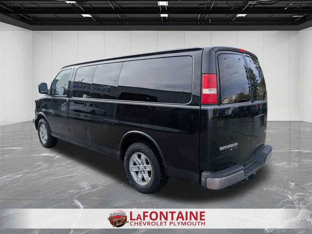 2013 GMC Savana Passenger 1500 LT