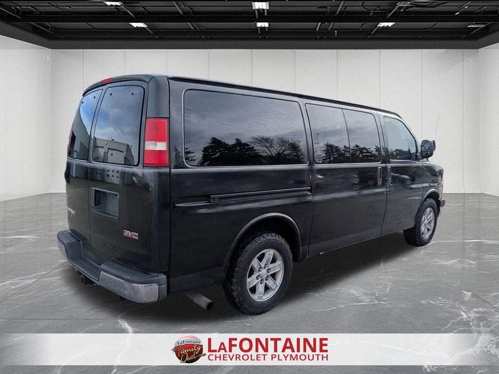 2013 GMC Savana Passenger 1500 LT