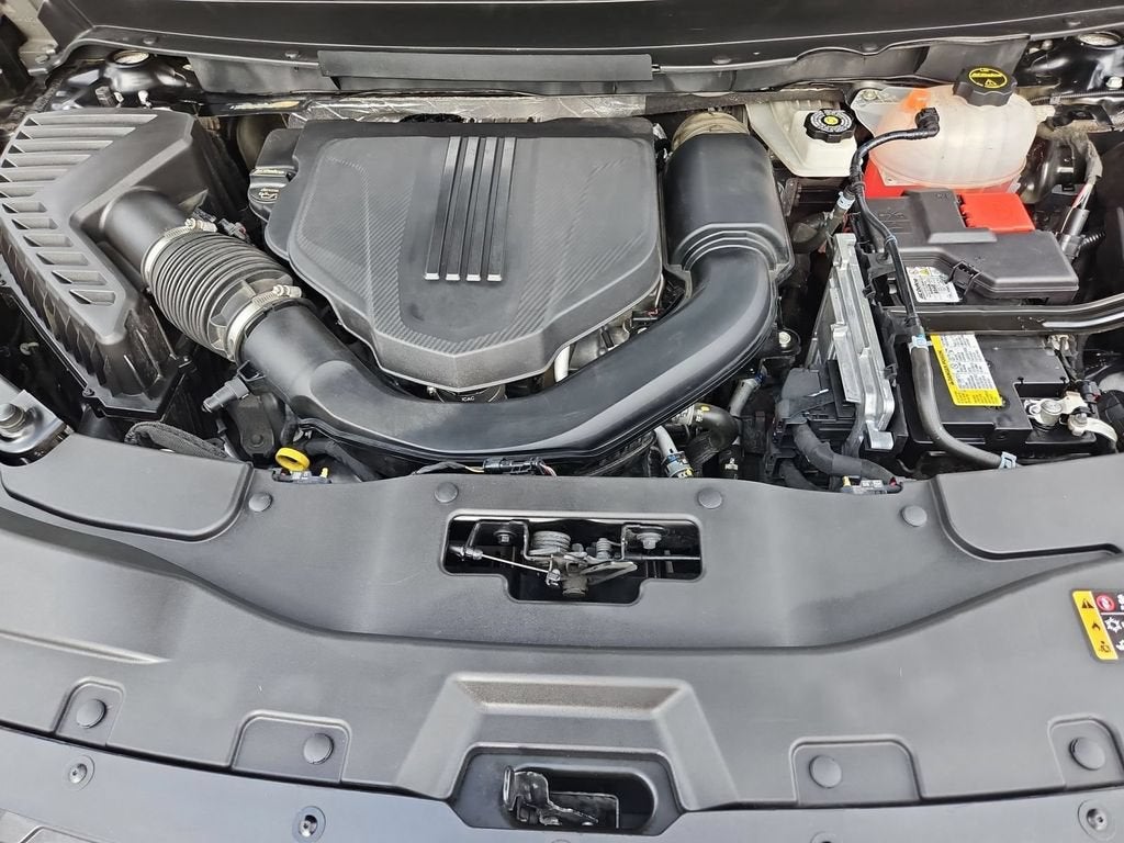 2024 Chevrolet Traverse LS