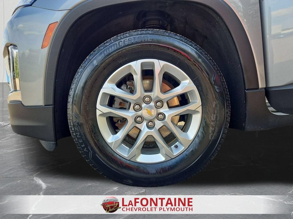 2023 Chevrolet Traverse LS