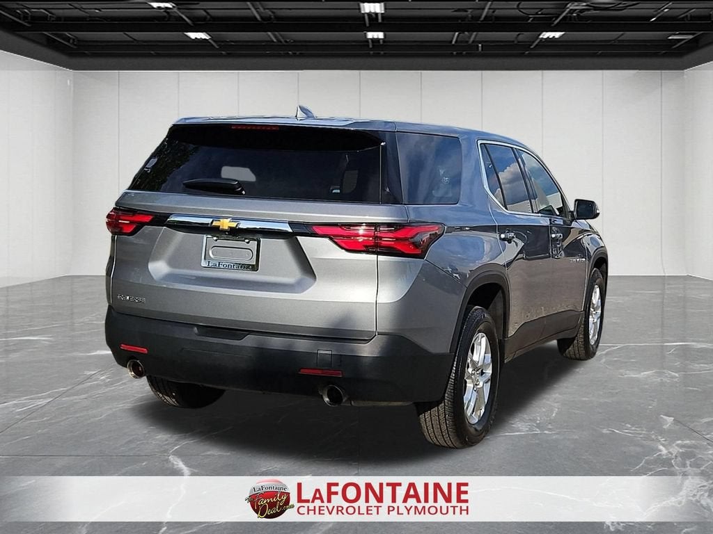 2023 Chevrolet Traverse LS