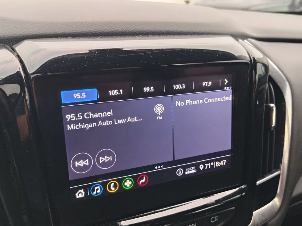 2021 Chevrolet Traverse LT Cloth