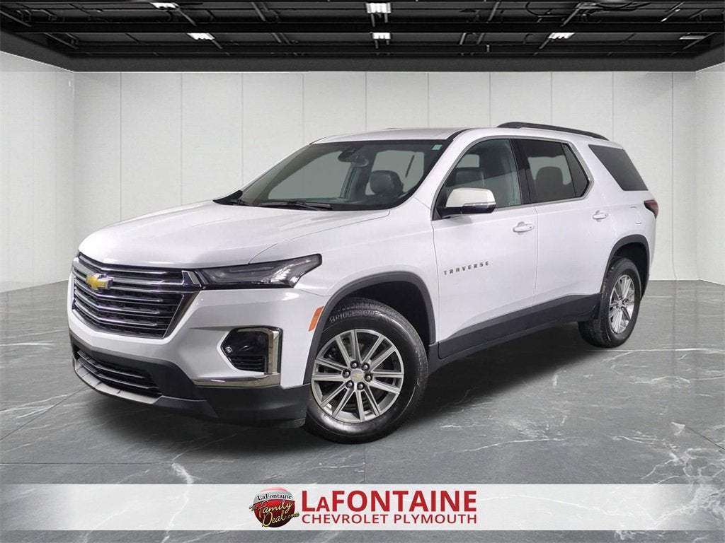 2023 Chevrolet Traverse LT Leather