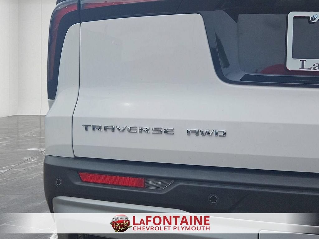 2025 Chevrolet Traverse LT