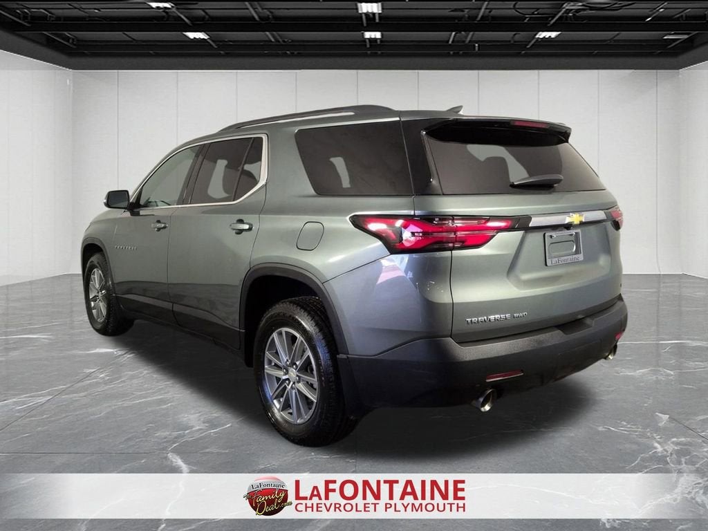 2023 Chevrolet Traverse LT Leather
