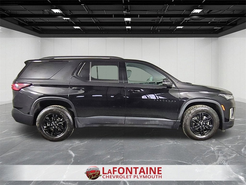 2022 Chevrolet Traverse LT Leather