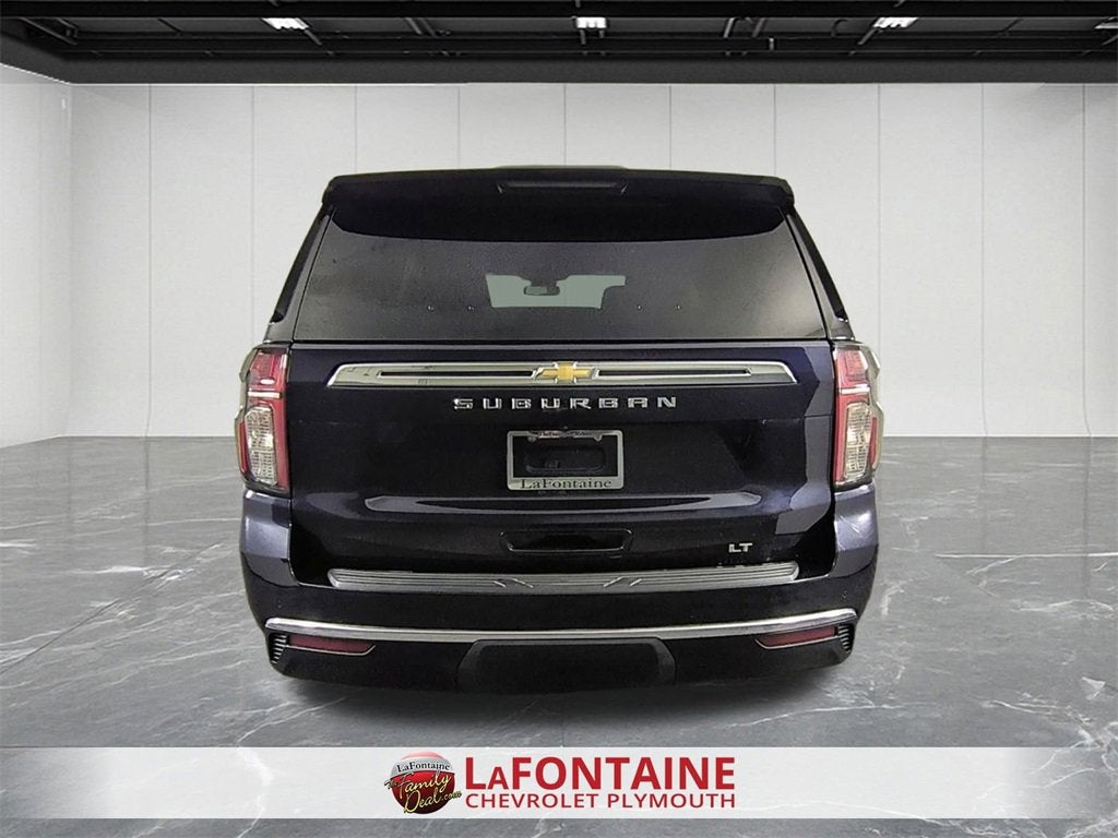 2023 Chevrolet Suburban LT