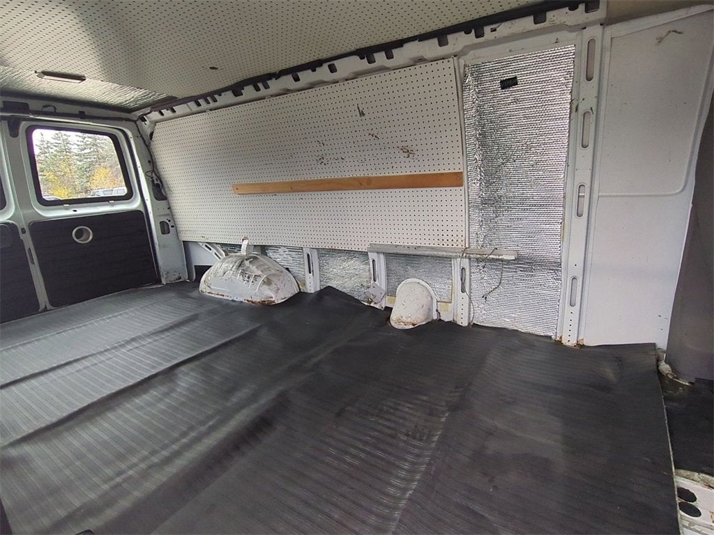 2012 GMC Savana Cargo 2500 Work Van
