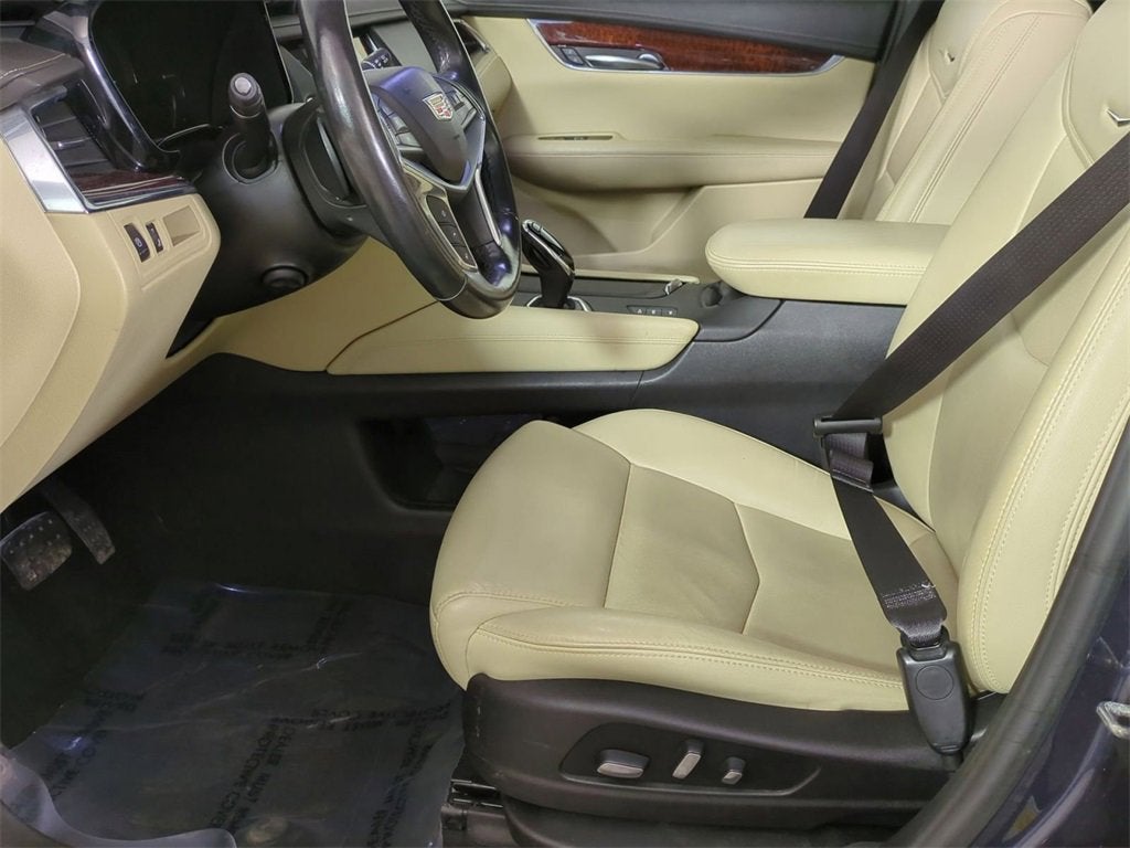 2019 Cadillac XT5 Luxury AWD