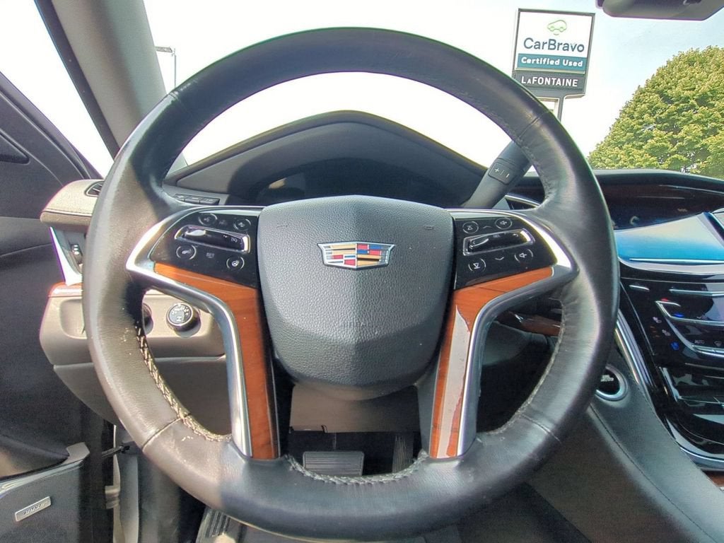2017 Cadillac Escalade Luxury