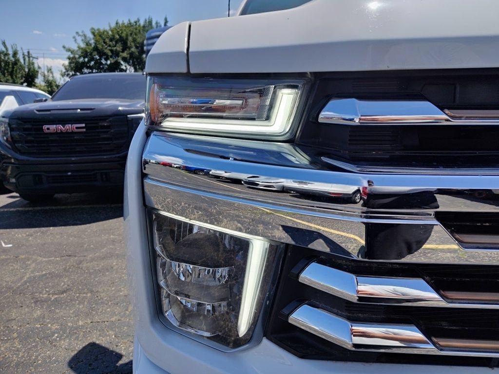 2022 Chevrolet Silverado 3500 HD High Country