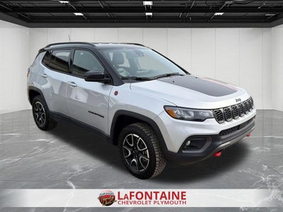 2025 Jeep Compass Trailhawk