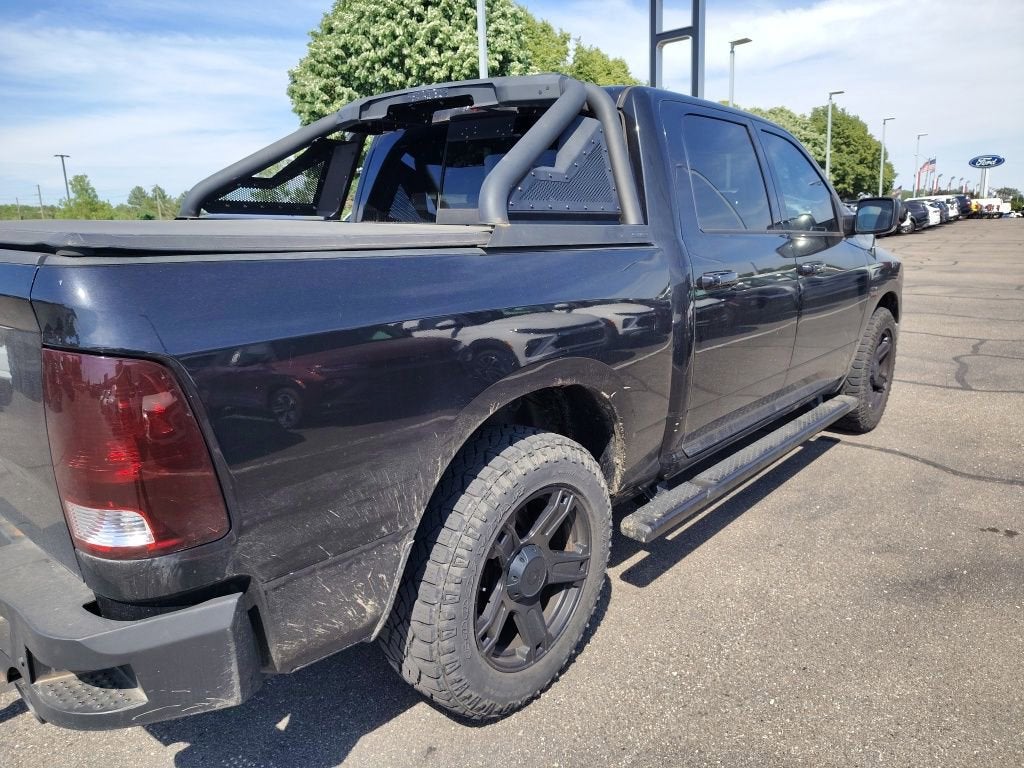 2018 RAM 1500 Big Horn Crew Cab 4x4 5'7" Box