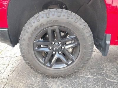 2022 Chevrolet Silverado 1500 Custom Trail Boss